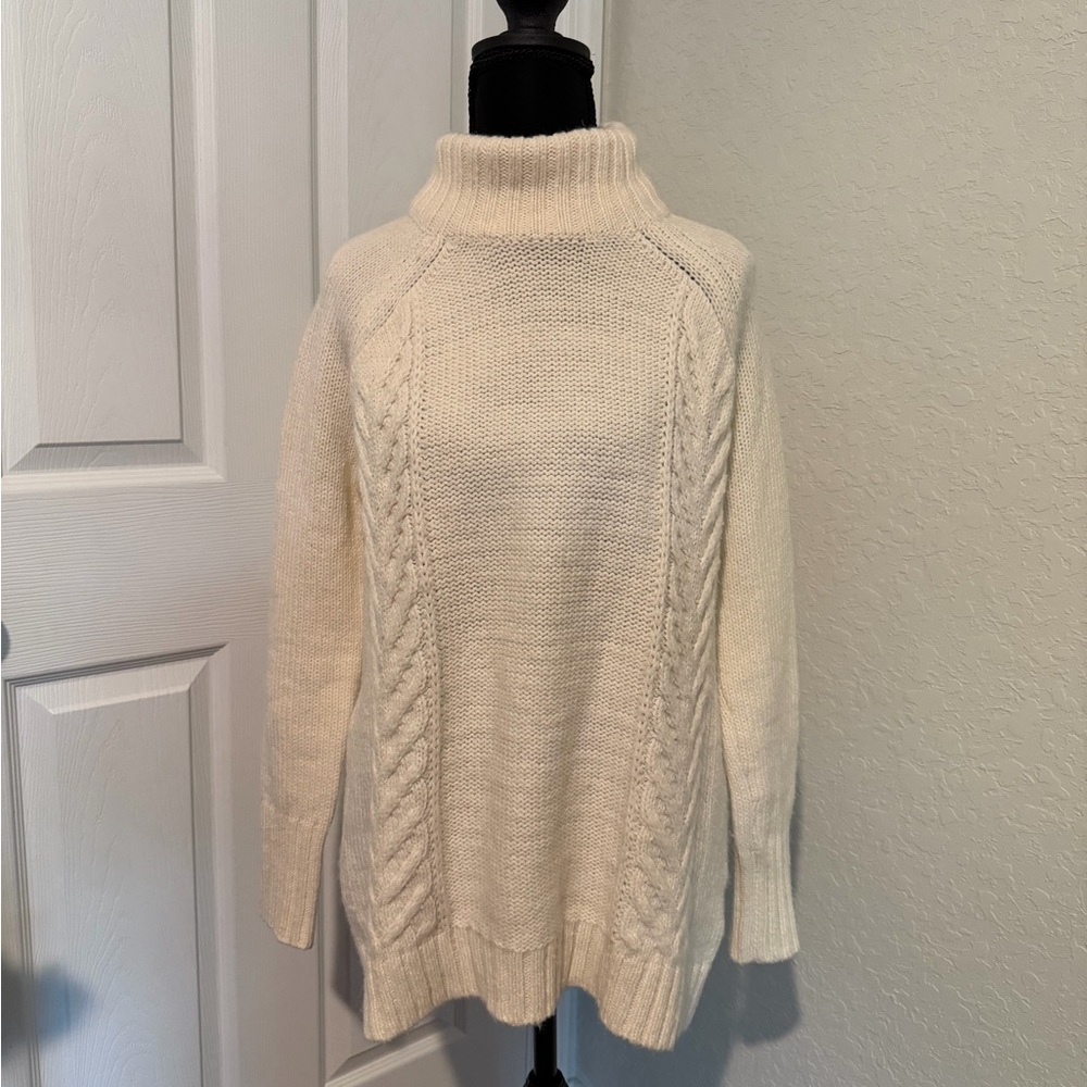 American Eagle - Cream, Wool Turtle Neck Sweater